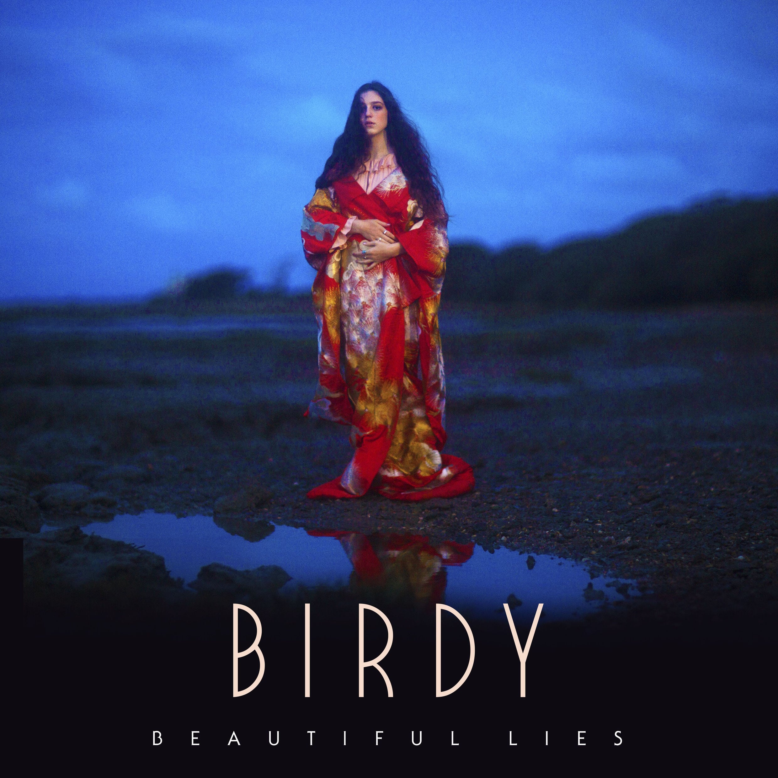 Birdy-Beautiful-Lies-mikrofwno.gr