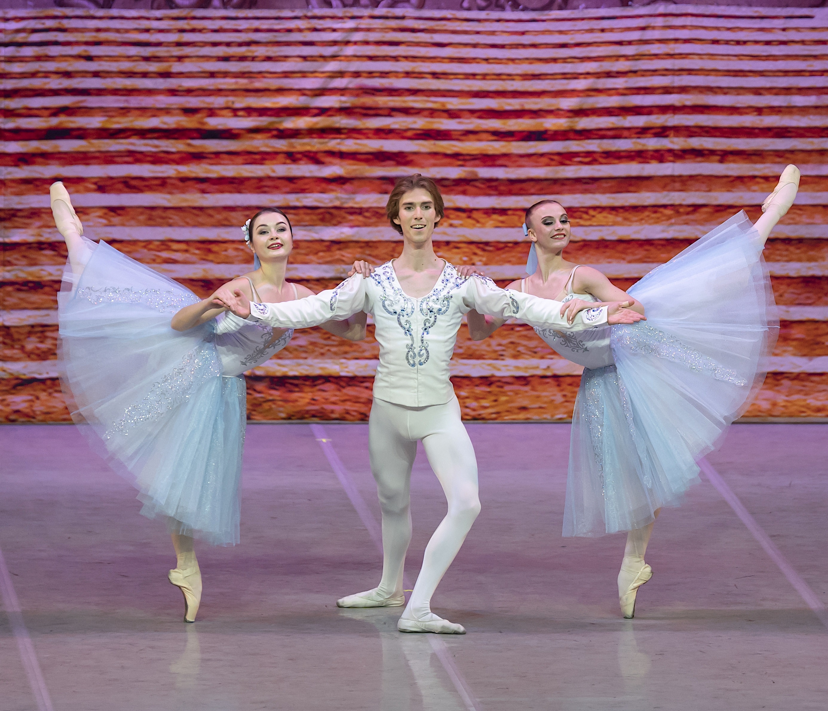 KARYO8RAFSTHS Kiev City Ballet 3