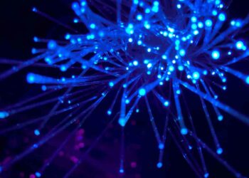 Ξεκινά το Gigabit Voucher: Επιδότηση 200 ευρώ για ταχύτητες έως 1 Gbps