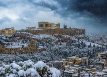 Μερομήνια 2025/2026: Πότε θα χιονίσει στην Αθήνα – Η πιθανότητα για Λευκά Χριστούγεννα